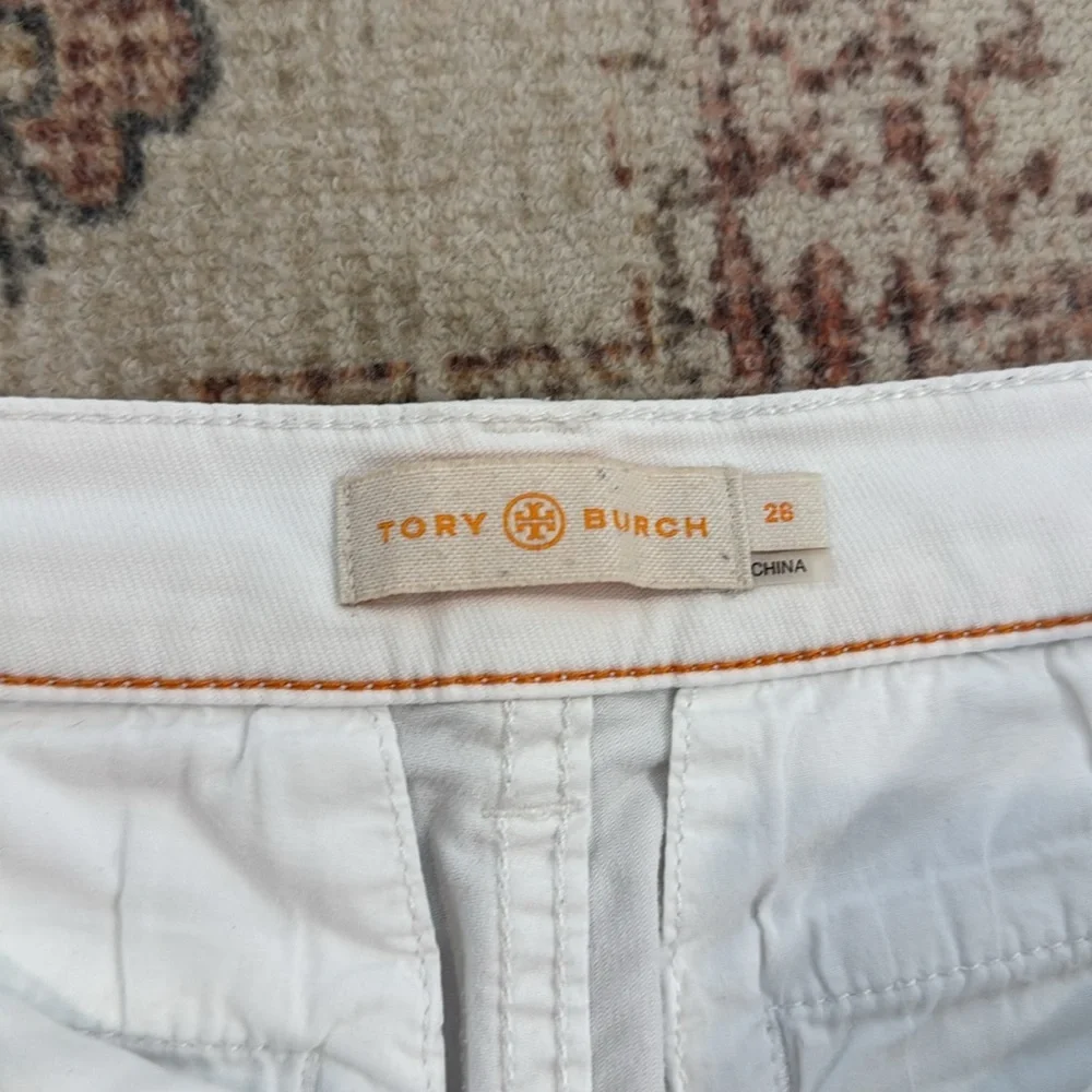 Tory Burch White Shorts, Size 26 - Picture 2 of 5